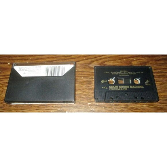 Miami Sound Machine - Primitive Love on cassette (CBS Records, Canada, 1985) - Picture 2 of 3